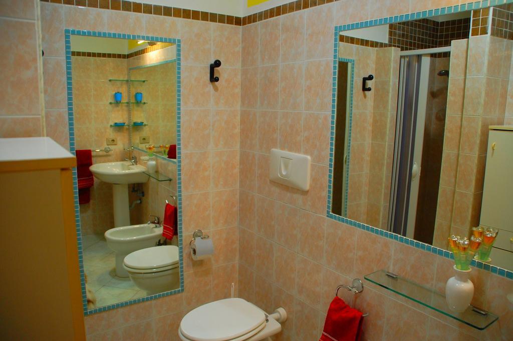 Turas Club Case Vacanze Боза Екстериор снимка