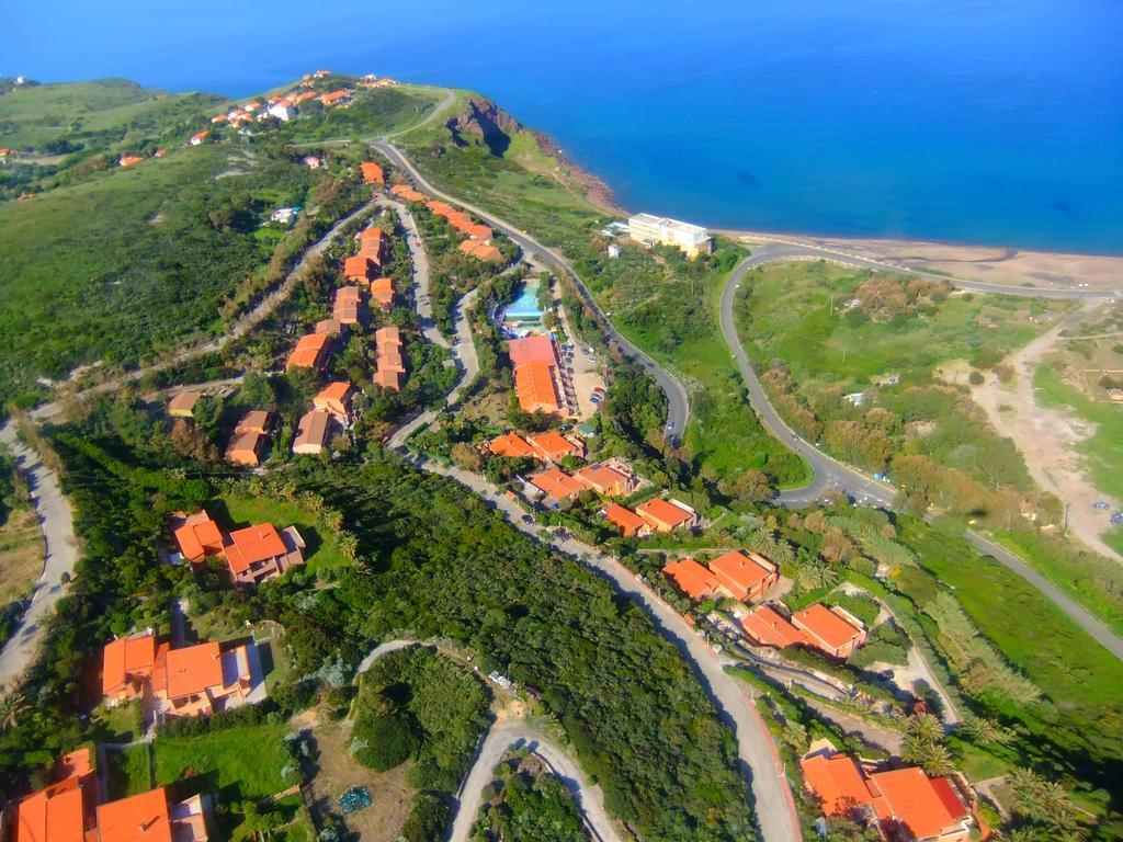 Turas Club Case Vacanze Боза Екстериор снимка