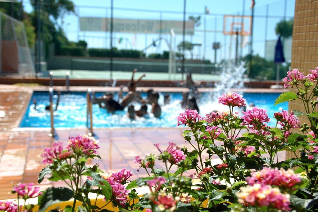 Turas Club Case Vacanze Боза Екстериор снимка